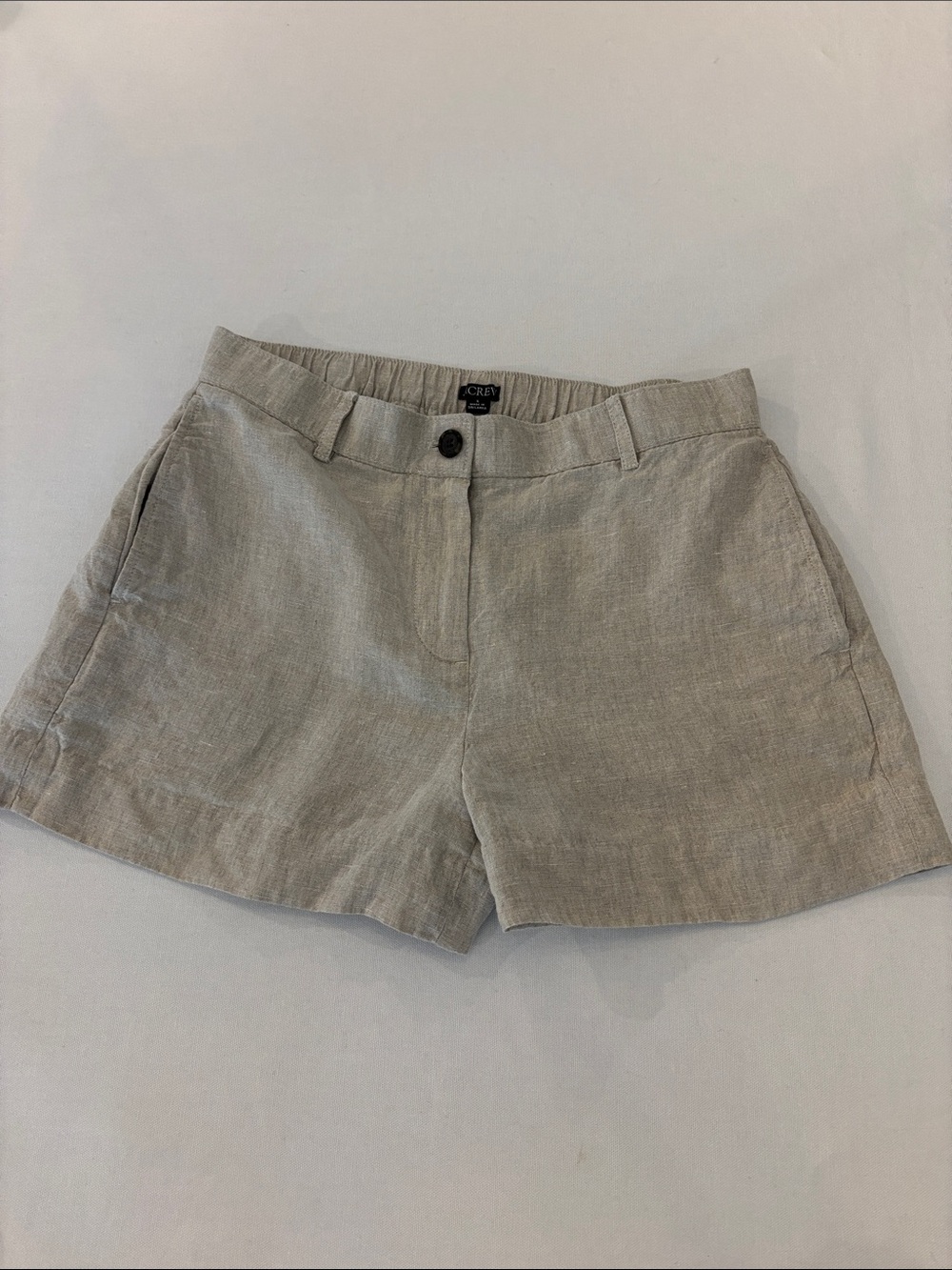 J. Crew Women's Linen 3” Shorts in Light Taupe. Size Small